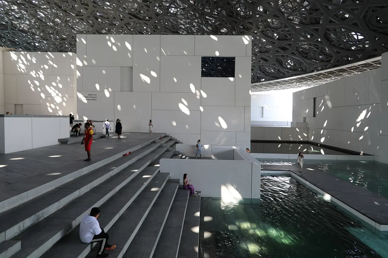 ภาพสหรัฐอาหรับเอมิเรตส์: ลูฟวร์อาบูดาบี และ Qasr Al Watan: ราคา เวลาเปิด 2569