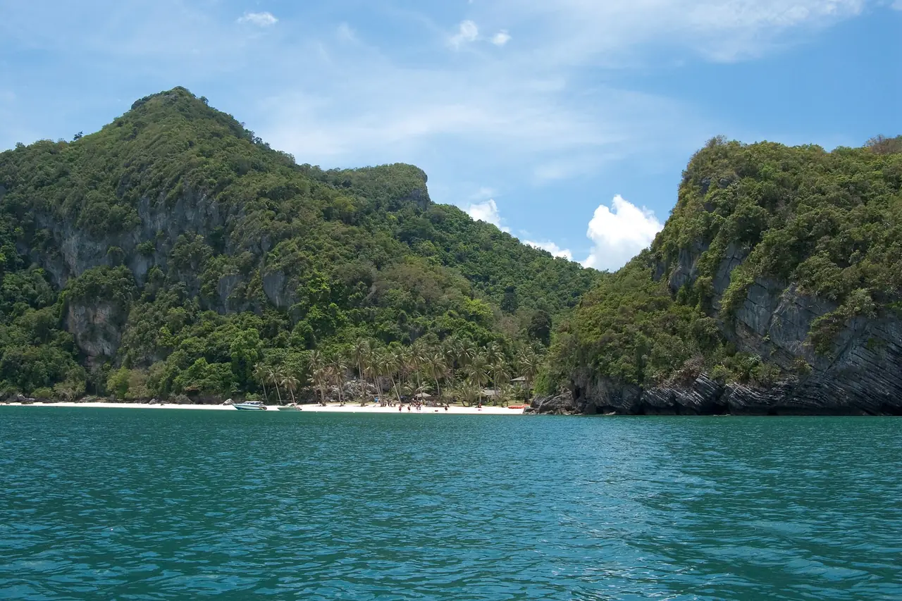 Photo for Koh Samui: Ang Thong Marine Park from Samui: Fees, Islands, Tours