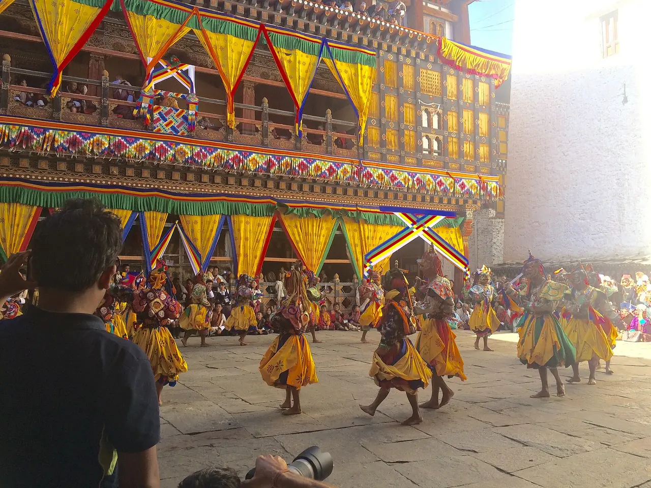 ภาพประกอบ ภูฏาน: เทศกาลภูฏาน 2569 ถึง 2570 ปฏิทินเซชู วันที่ และฤดูไหนดี