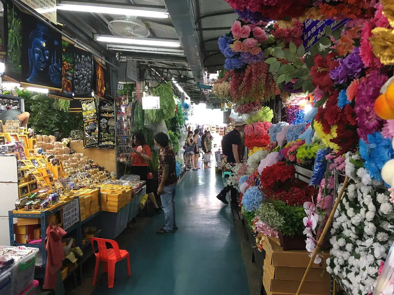 Stalls inside Chatuchak Weekend Market, Bangkok