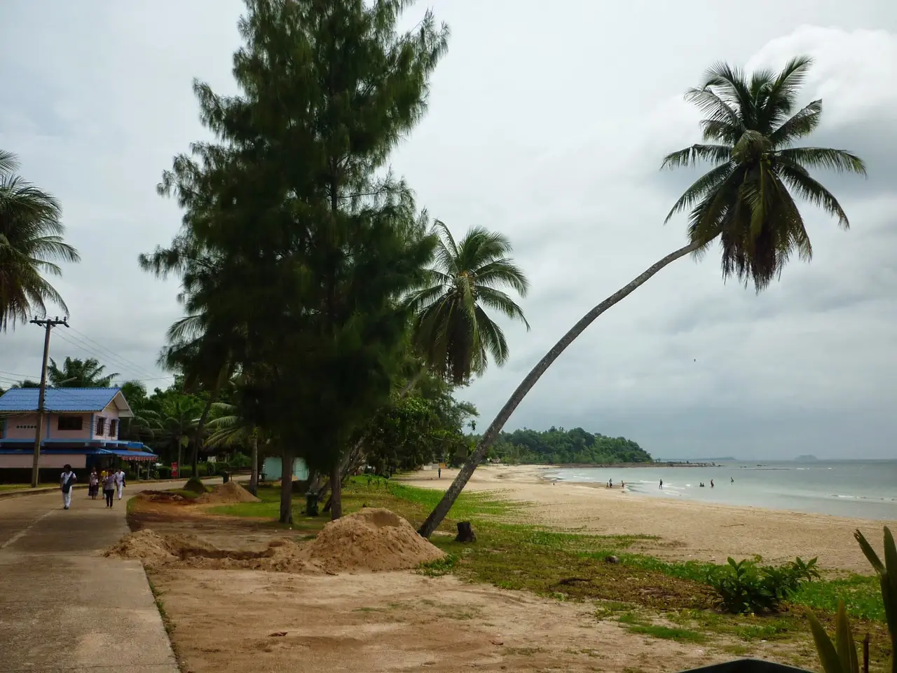 ภาพชุมพร: ประตูสู่เกาะเต่า ที่มีหาดยาวและอุทยานทางทะเลของตัวเอง