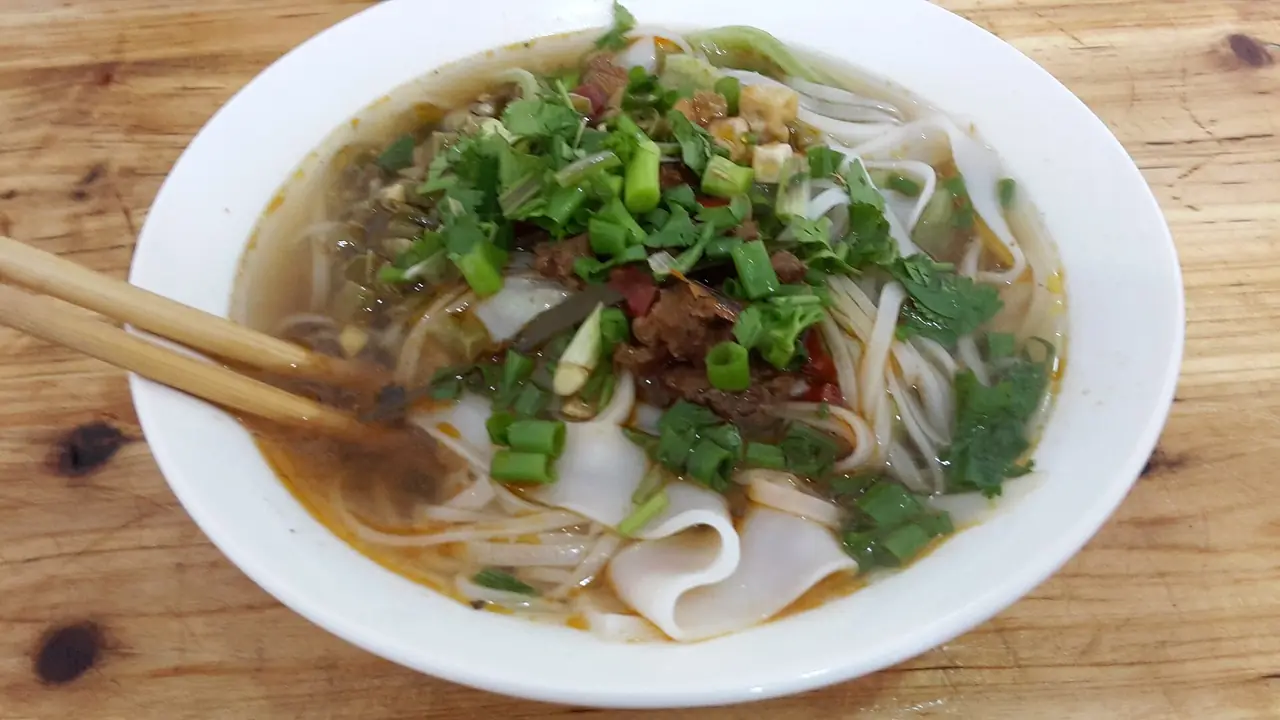 เส้นข้าวและเส้นถั่วเขียวของเจิ้นหยวน ภาพถ่ายโดย Popolon