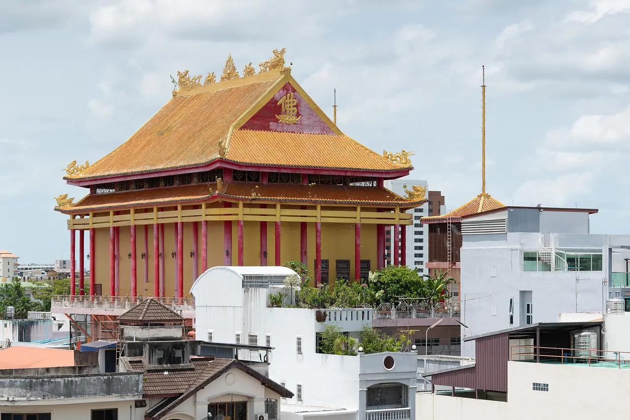 Wat Thawararam seen from Wat Chue Chang in Hat Yai city