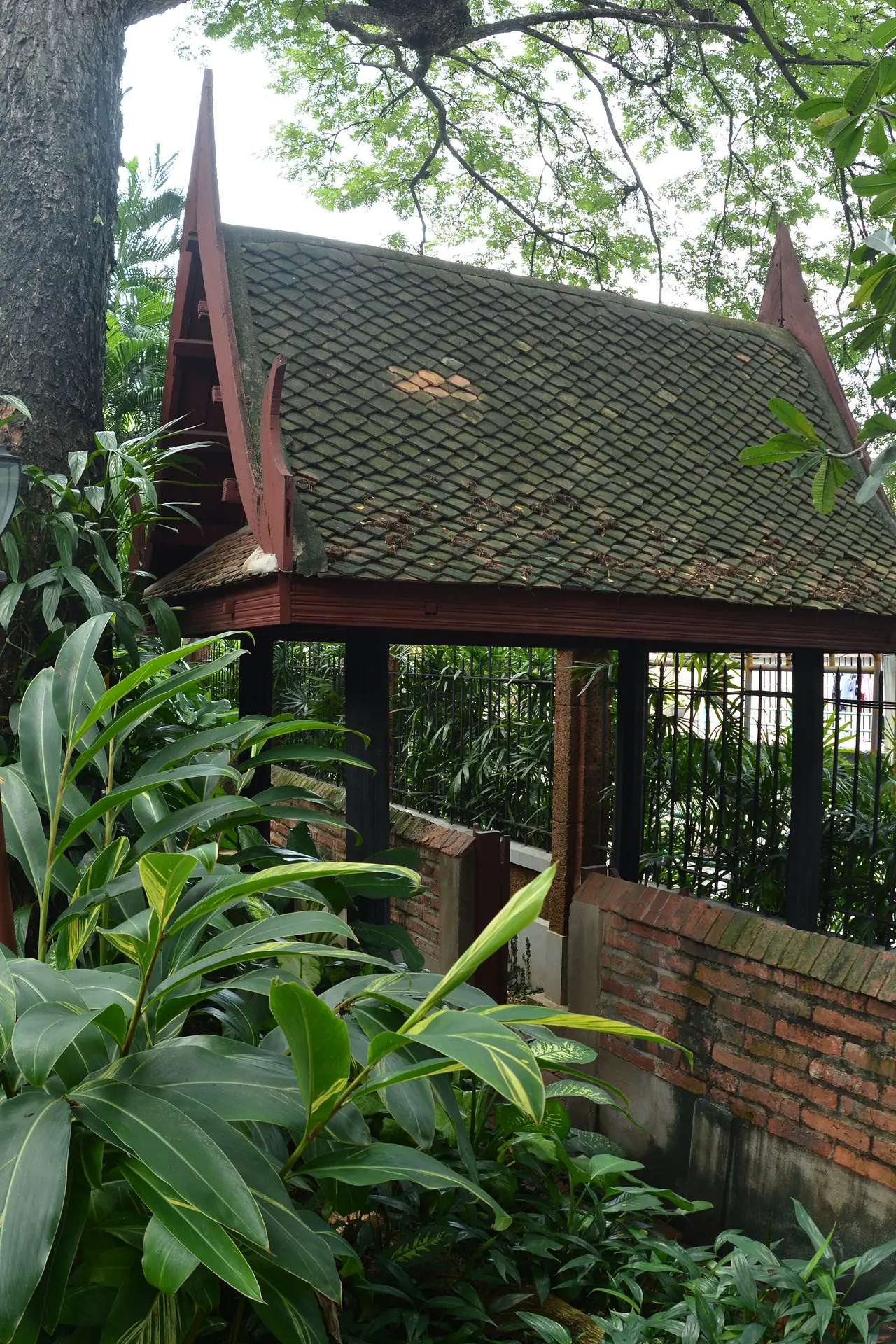 ทางเข้าริมคลองเดิมของบ้านจิม ทอมป์สัน