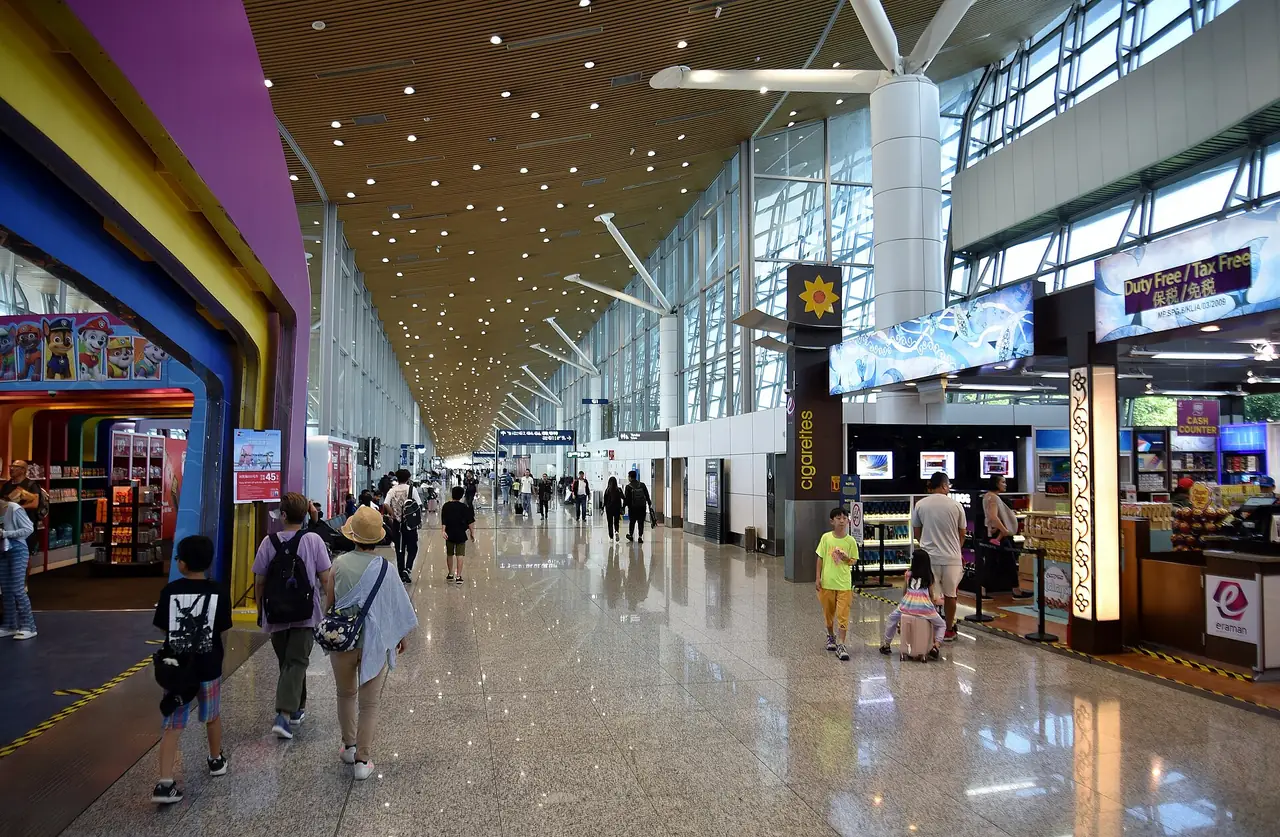 ภาพประกอบ มาเลเซีย: KLIA เข้าเมือง 2569 KLIA Ekspres 55 ริงกิต รถบัส Grab