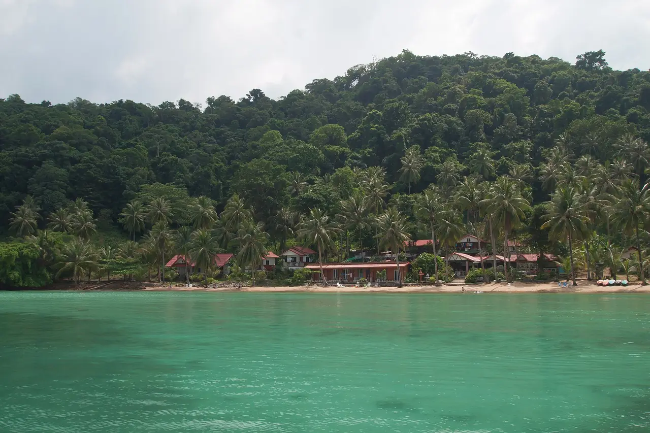 ภาพประกอบ เกาะกูด: ทริปดำน้ำตื้นเกาะกูด เกาะรัง เกาะหวาย ราคา ค่าอุทยาน