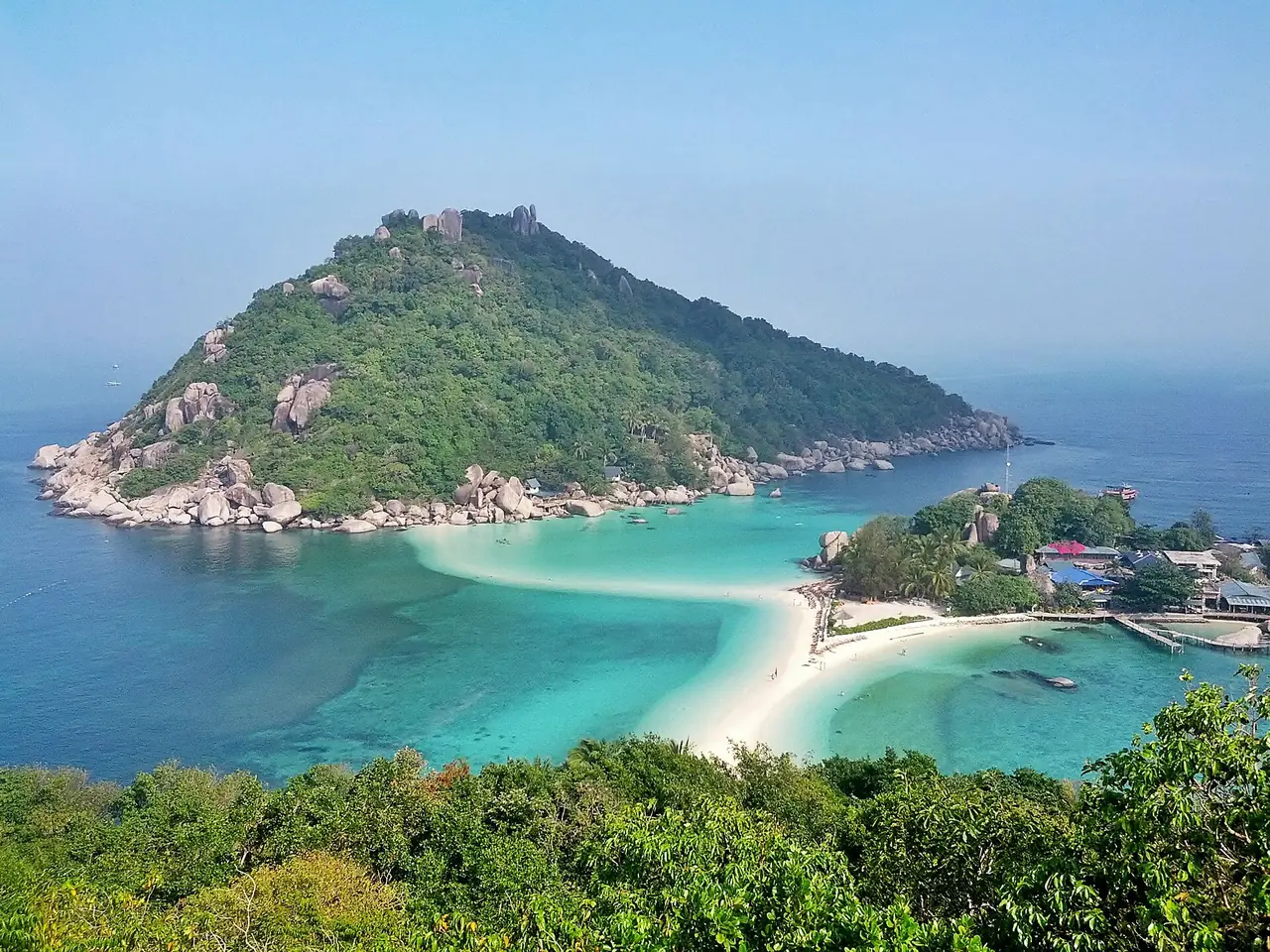 ภาพประกอบ เกาะเต่า: ทัวร์เกาะเต่า: เลือกดำน้ำตื้น เกาะนางยวน และค่าเข้า
