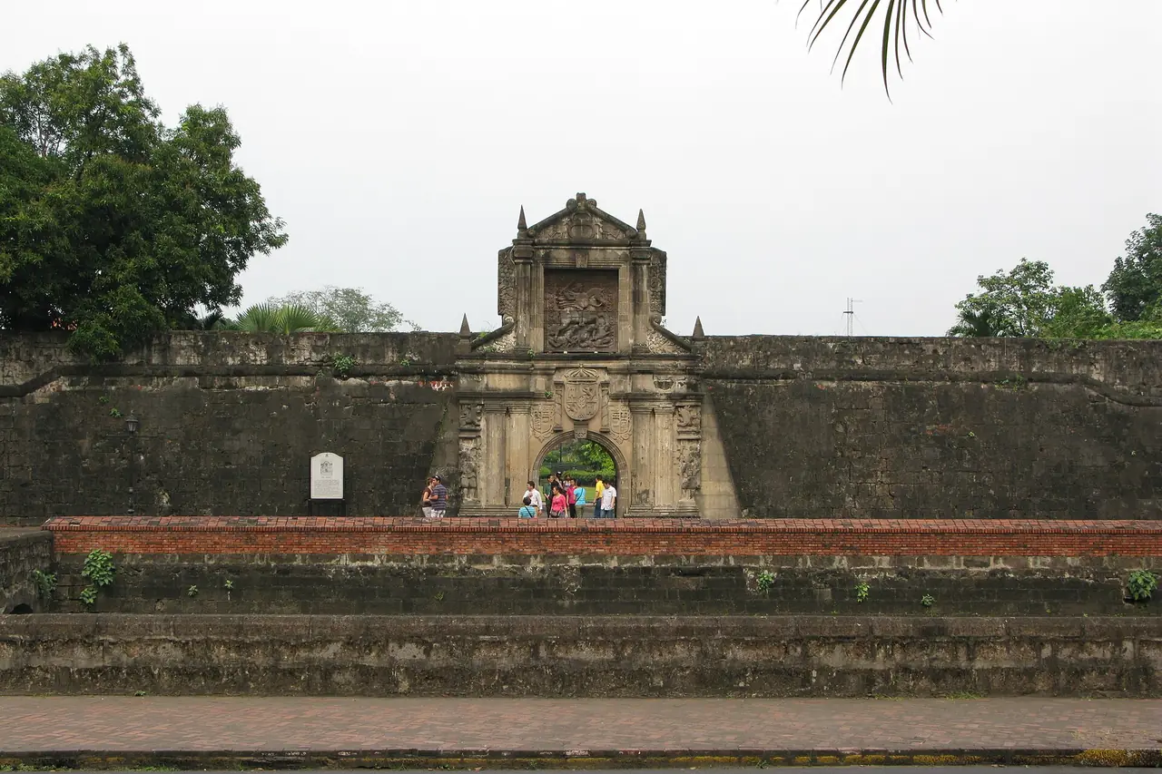 ภาพประกอบ ฟิลิปปินส์: Intramuros และ Fort Santiago ค่าเข้า 75 เปโซ เวลาเปิด 2569