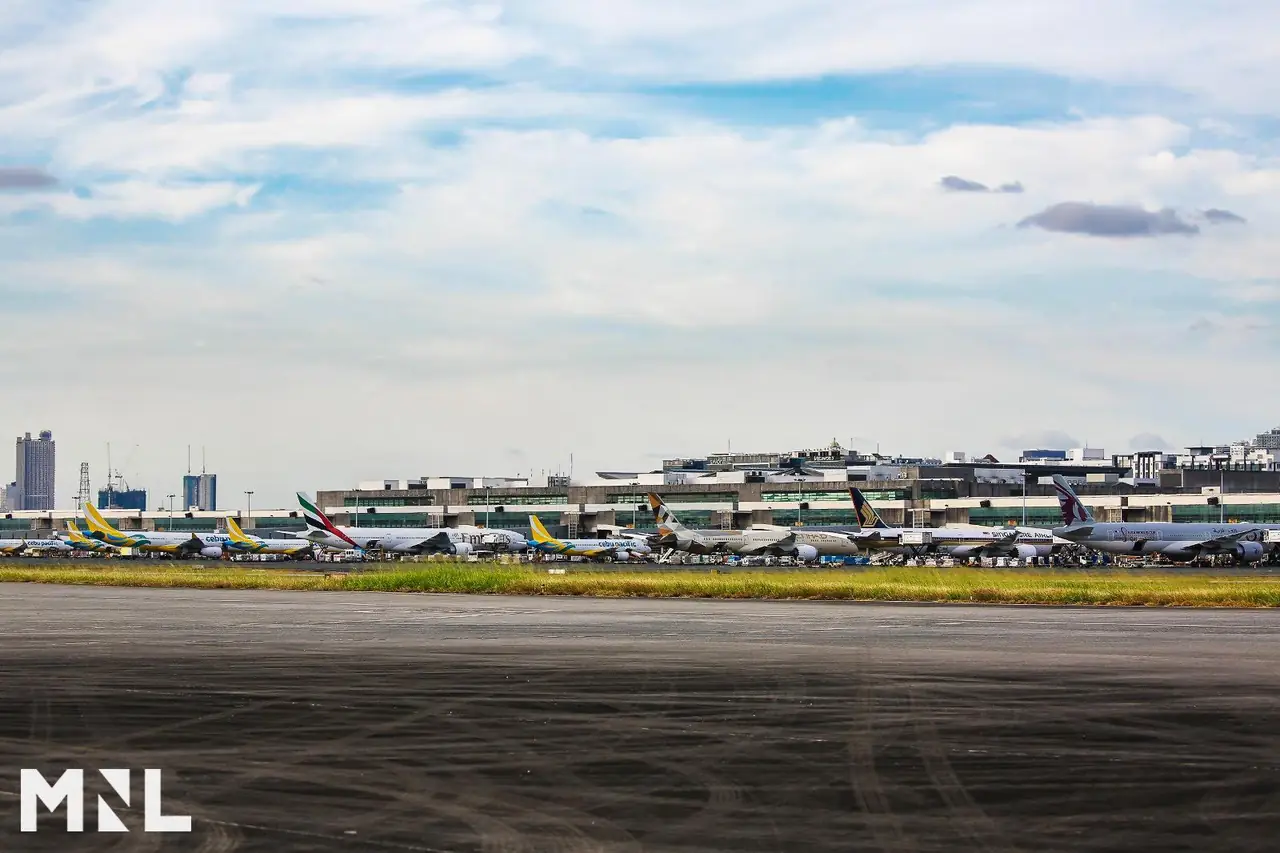 ภาพประกอบ ฟิลิปปินส์: สนามบิน NAIA มะนิลา เข้าเมือง แท็กซี่ Grab รถบัส UBE