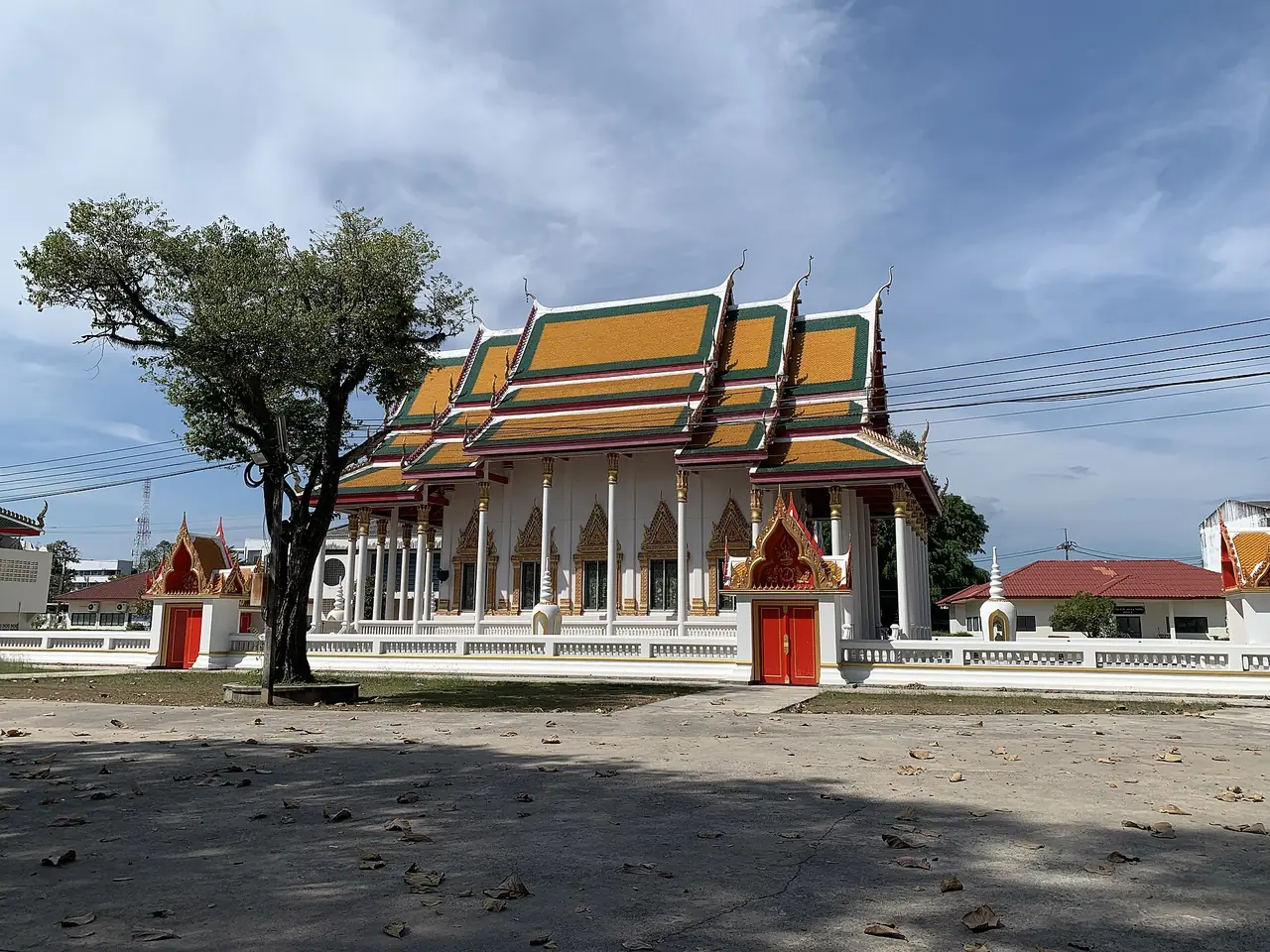 วัดศรีเมือง นครนายก ถ่ายเดือนธันวาคม 2567 ภาพของ Chainwit. จาก Wikimedia Commons ใบอนุญาต CC BY 4.0