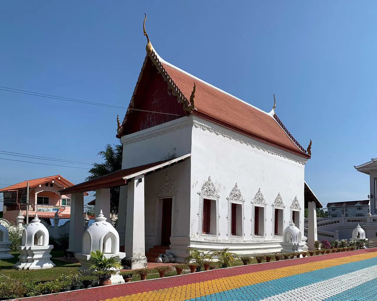 The old ordination hall at Wat Ku in Nonthaburi