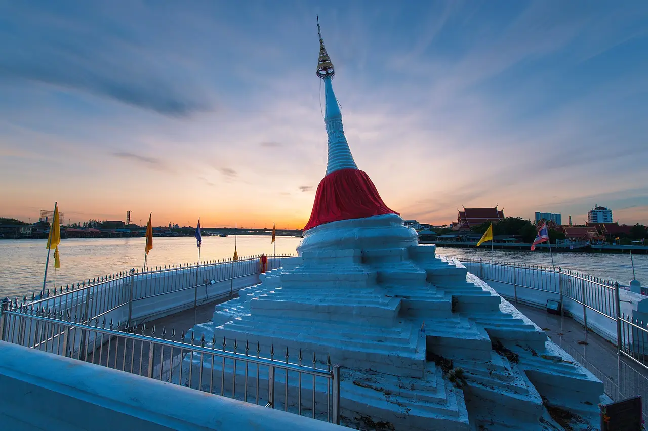 Photo of Nonthaburi: A river province right next to Bangkok, with Ko Kret, old temples, durian and the IMPACT arena