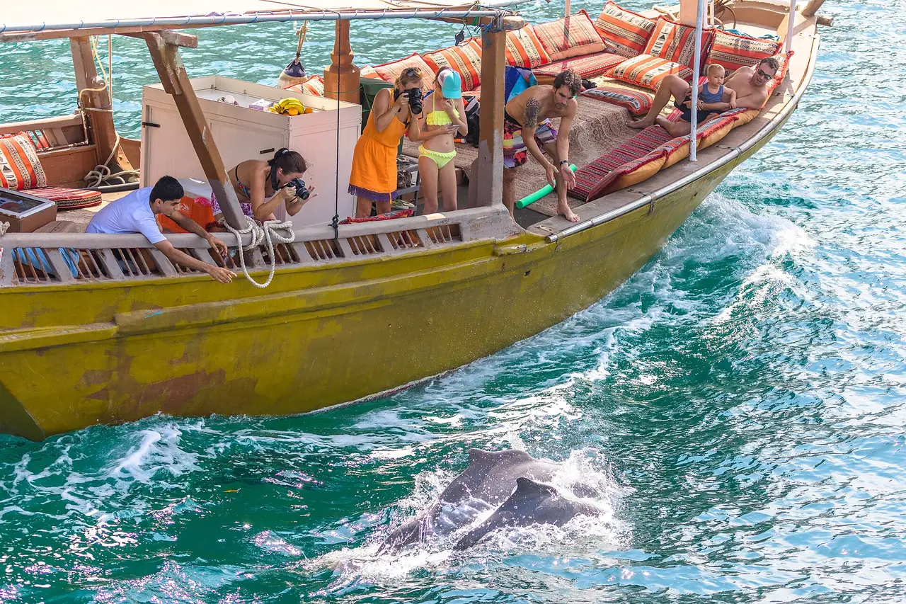 ภาพโอมาน: เที่ยวมูซันดัม คาซาบ 2569 ล่องเรือดาว คำเตือนฮอร์มุซ