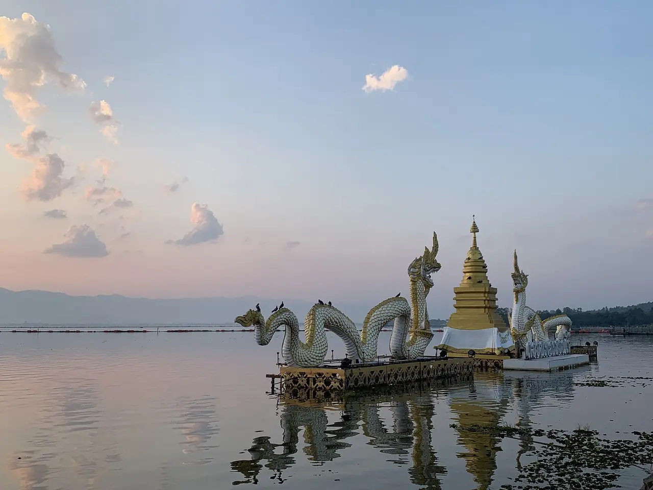 ภาพพะเยา: เมืองริมกว๊านทางภาคเหนือตอนบน มีวัดริมน้ำ น้ำตกน้ำอุ่น และชุมชนไทลื้อ