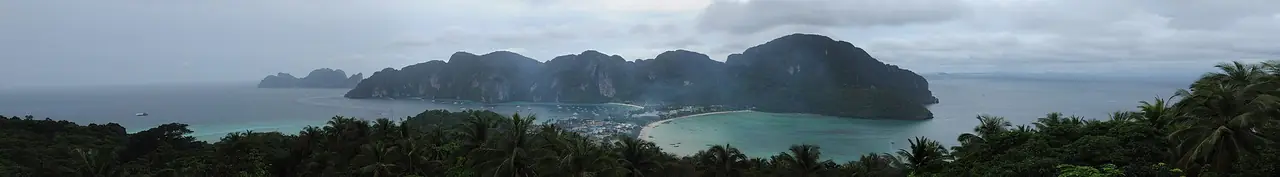 Panorama from Phi Phi Viewpoint 2: Ton Sai Bay on the left, the village on the narrow middle, Loh Dalum Bay on the right