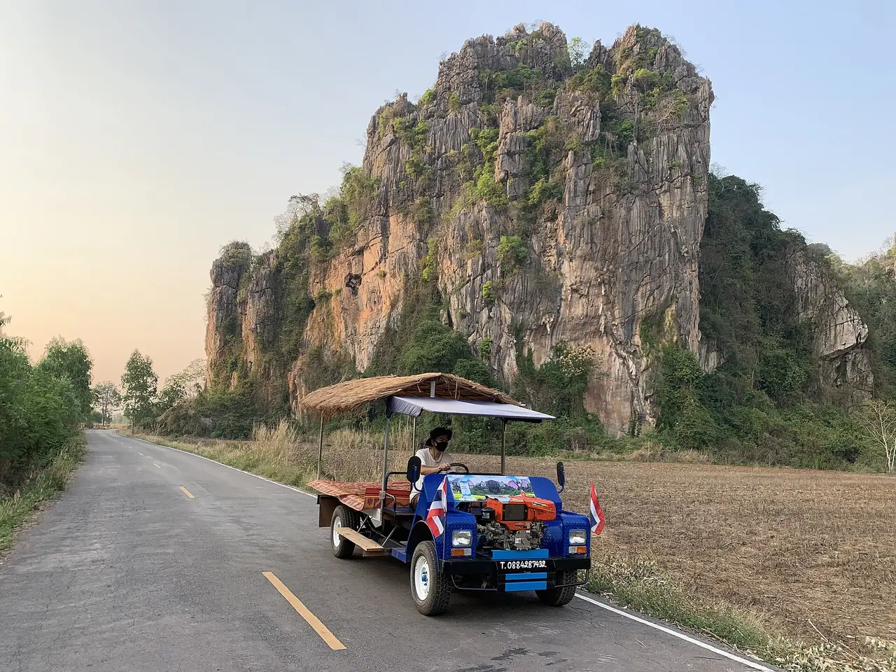 ภาพประกอบ พิษณุโลก: เนินมะปราง เขาล่องเรือตาหมื่น นครชุม โปกโล้น ถ้ำ ค่าบริการ