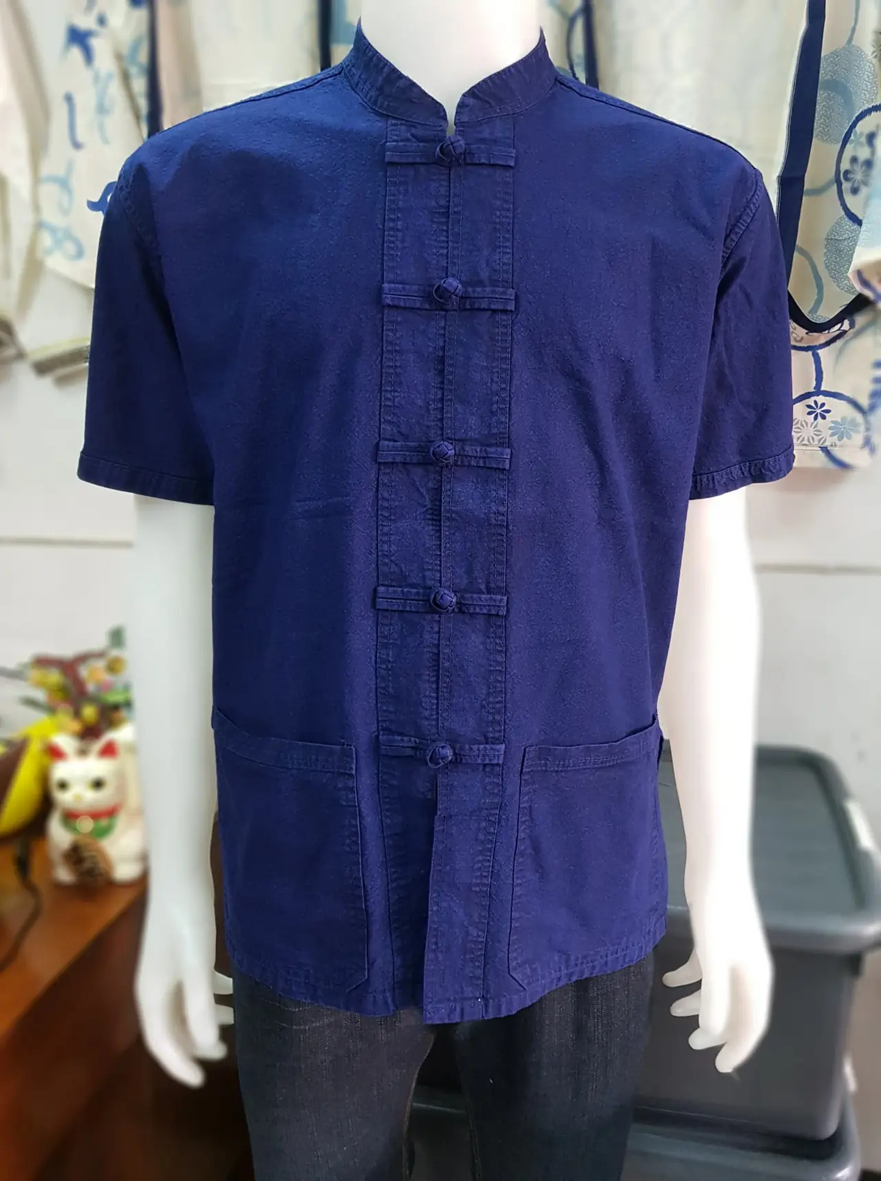 เสื้อหม้อห้อมแขนสั้นสีน้ำเงินเข้มจากผ้าฝ้ายย้อมคราม