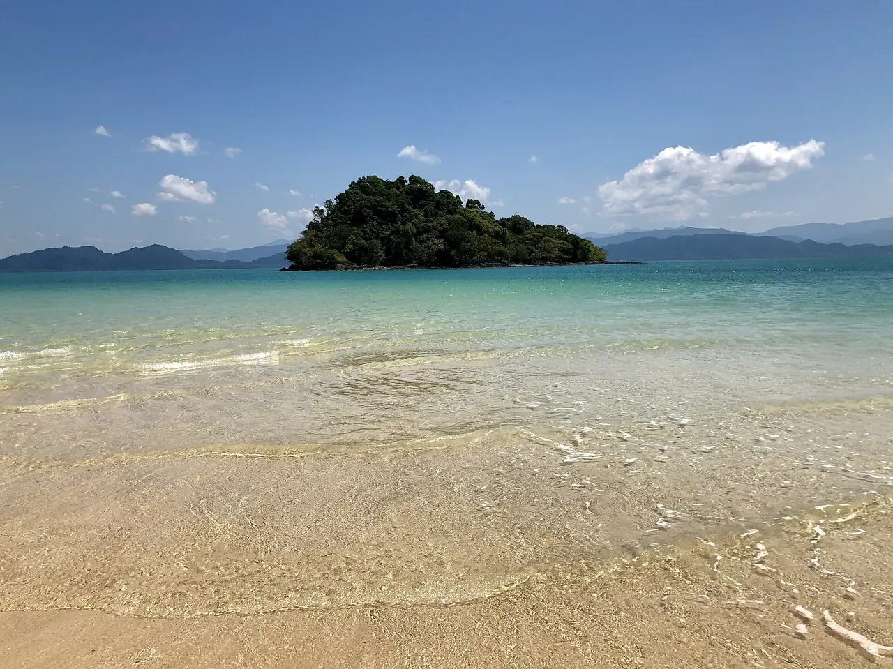 ภาพประกอบ ระนอง: เกาะพยาม ค่าเรือ เวลาเรือ หาด รถเช่า ค่าเข้าอุทยาน ตรวจ 2569