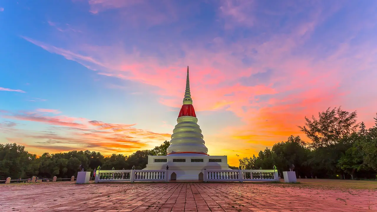 Phra Chedi Klang Nam at sunset in Rayong