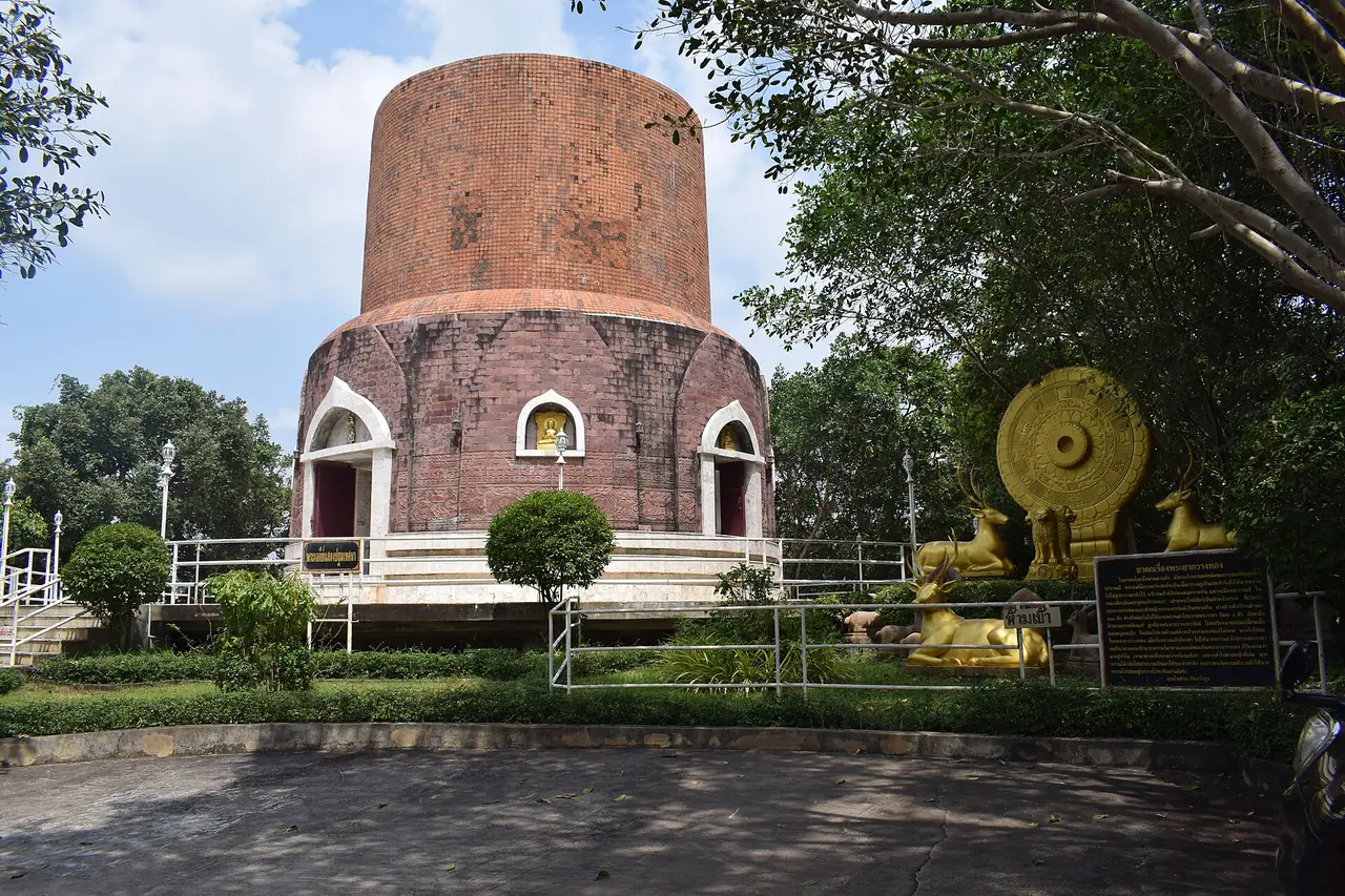 อุทยานแห่งชาติภูผาเหล็ก ภาพของ Blacktheripper101 จาก Wikimedia Commons ใบอนุญาต CC BY-SA 4.0 Commons ระบุเพียงชื่อภาพว่าอุทยานแห่งชาติภูผาเหล็ก