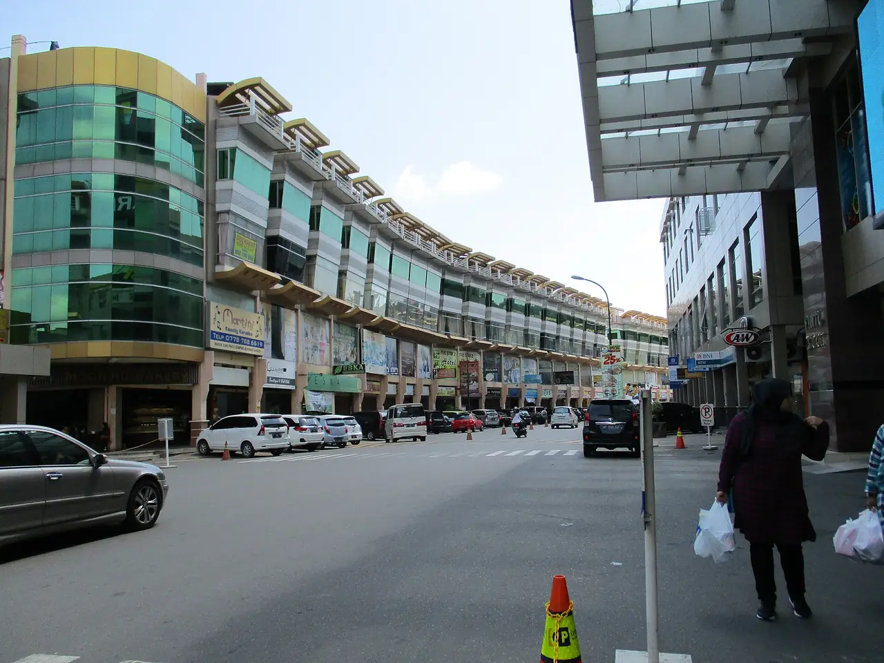 ย่านร้านค้า Nagoya ใน Batam ภาพจาก Wikimedia Commons ผู้ถ่าย Cun Cun สัญญา CC BY-SA 4.0