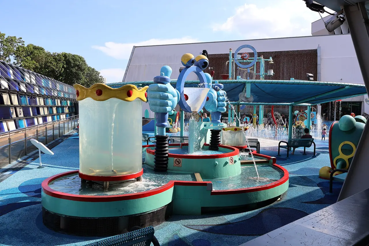 Waterworks ใน Science Centre Singapore ตามคำบรรยายภาพต้นฉบับ ภาพเพื่อบรรยากาศ ปี 2025