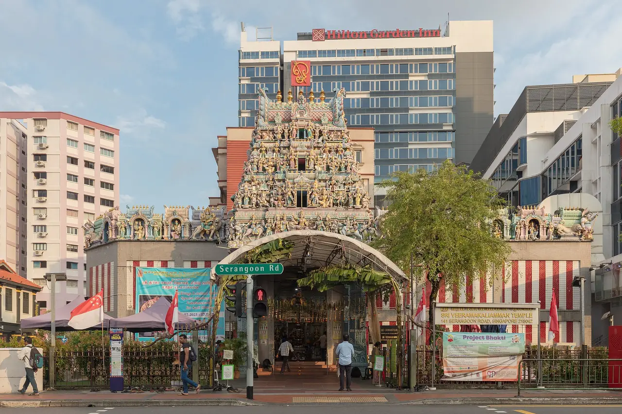 วัดศรีวีรมากาลีอัมมัน Little India ตามคำบรรยายภาพต้นฉบับ