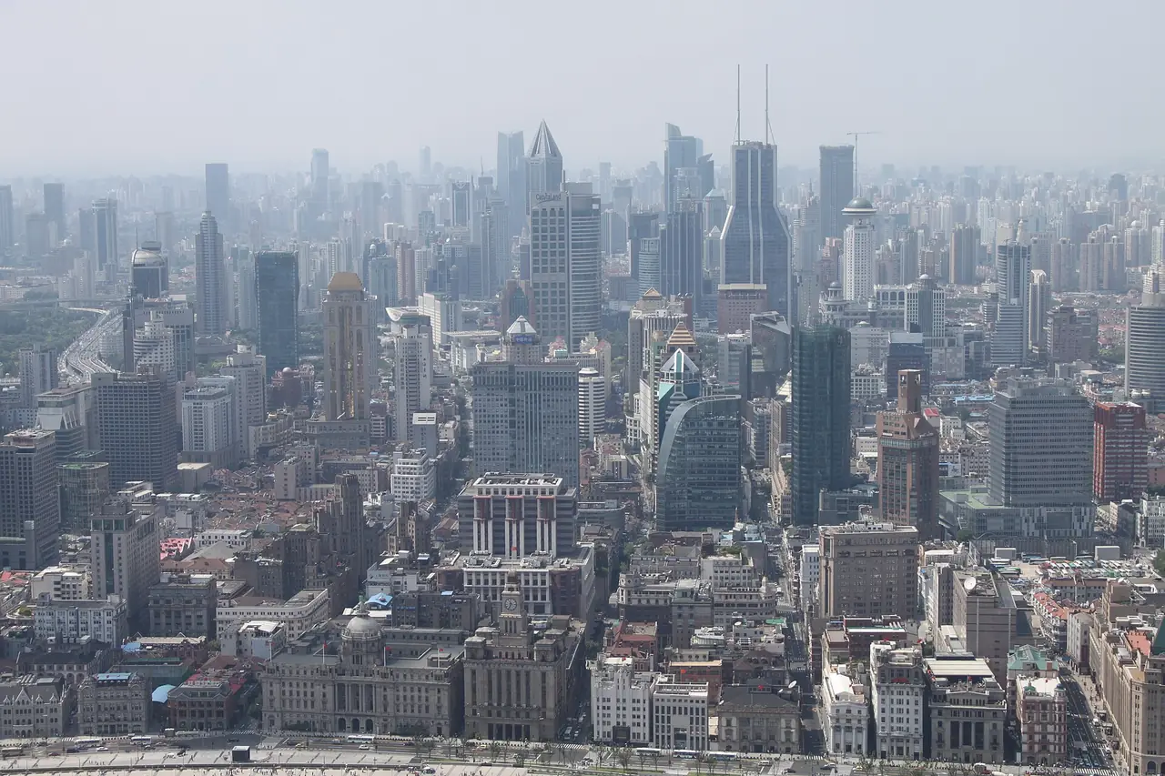 แม่น้ำหวงผู่และเดอะบันด์มองจากหอไข่มุก ภาพถ่ายโดย Gary Lee Todd