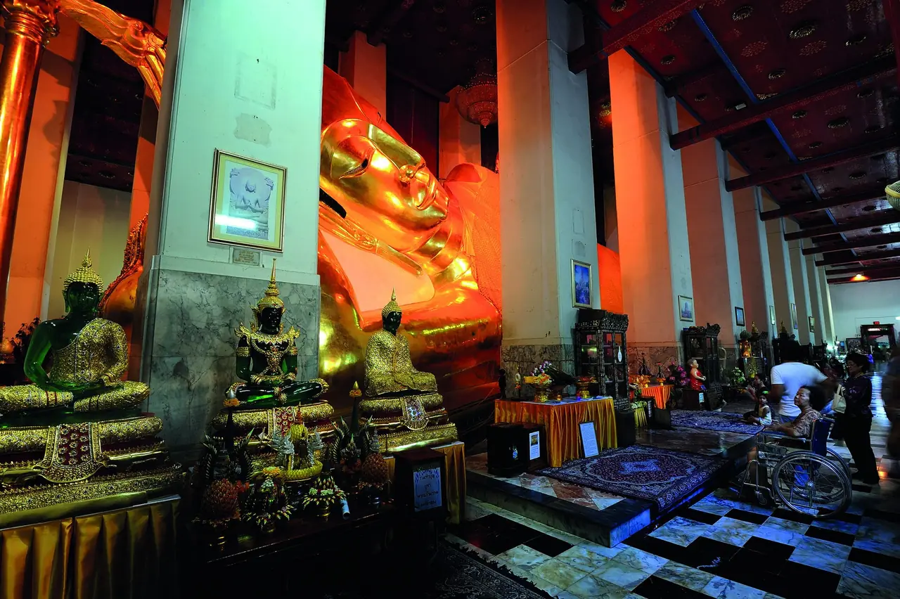 ภาพสิงห์บุรี: เมืองเล็กริมแม่น้ำเจ้าพระยา ถิ่นวีรชนค่ายบางระจันและพระนอนจักรสีห์ ห่างกรุงเทพฯ ราว 140 กม.