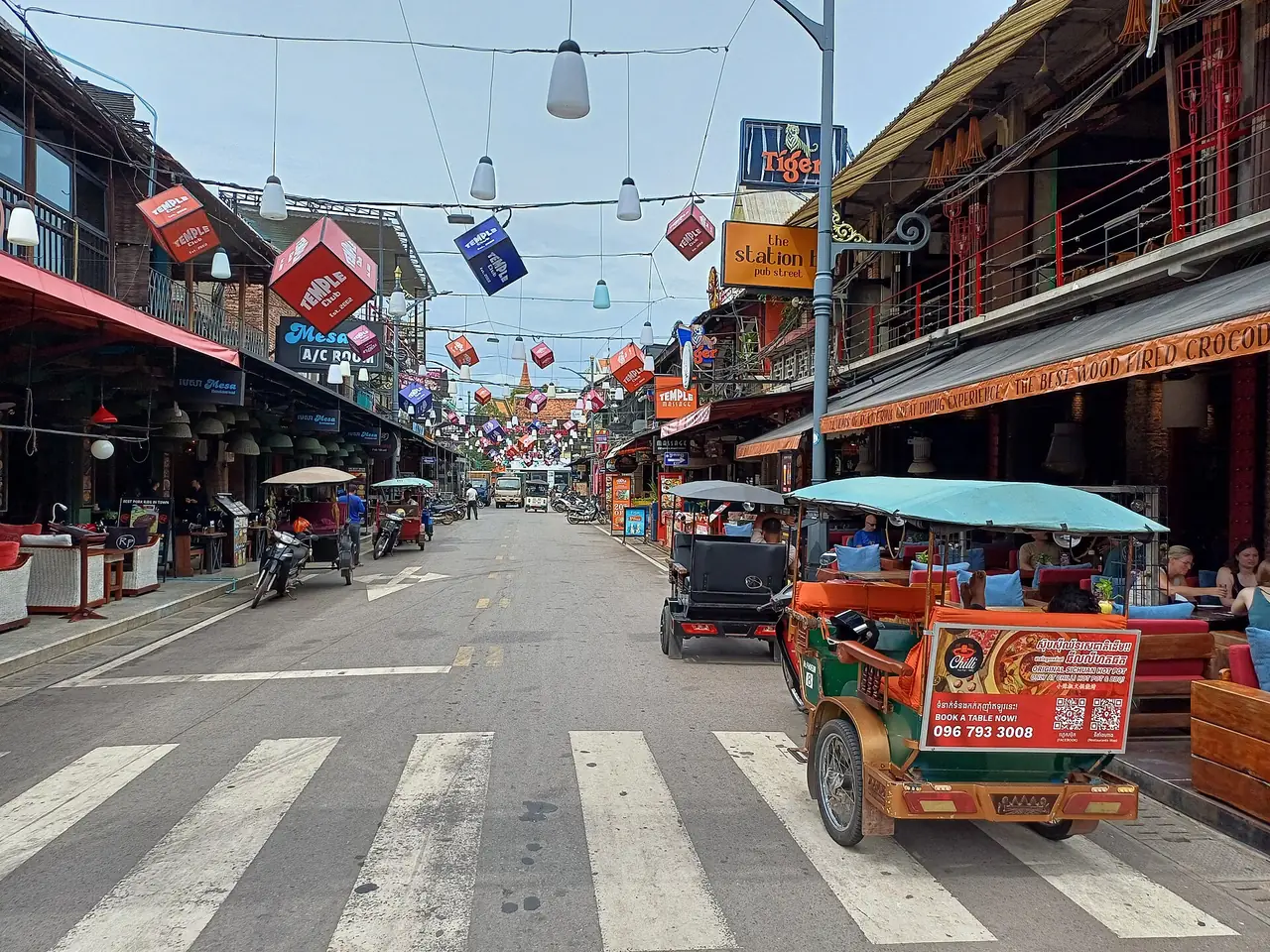 Pub Street ย่านร้านอาหารและบาร์ในเสียมเรียบ