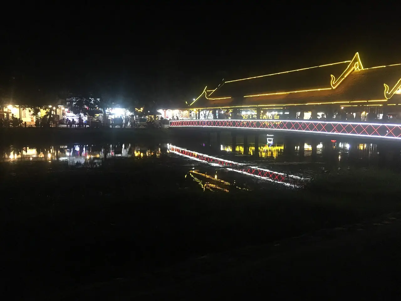 ตลาดกลางคืน Art Center Night Market เสียมเรียบ ภาพบรรยากาศ