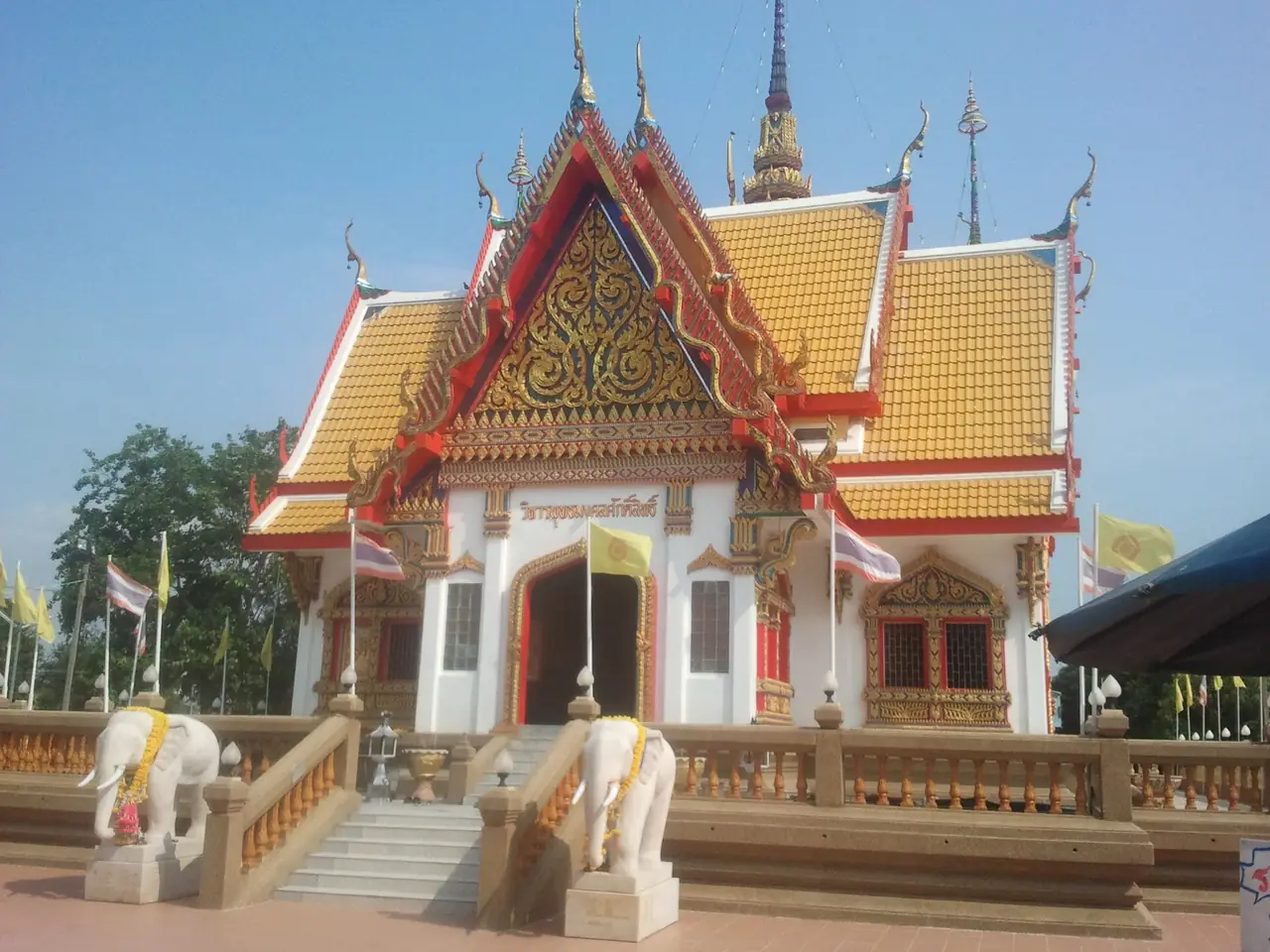 ภาพประกอบ อุทัยธานี: บ้านแพสะแกกรัง ล่องเรือ 50 บาท วัดสังกัส ตรอกโรงยา เวลา