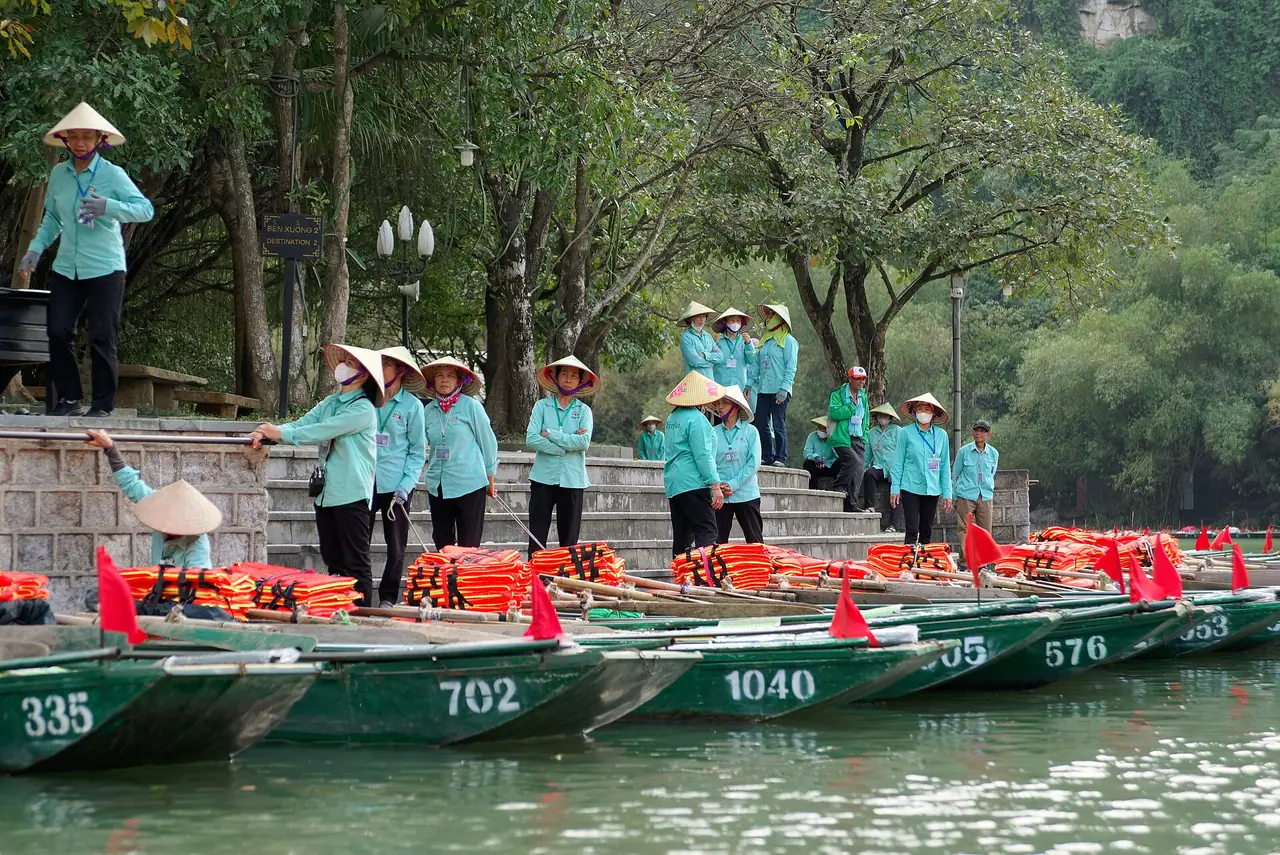 ภาพเวียดนาม: นิญบิ่ญ ตรังอาน ทามก๊ก ถ้ำมัว ค่าเรือ 2569 และวิธีไปจากฮานอย
