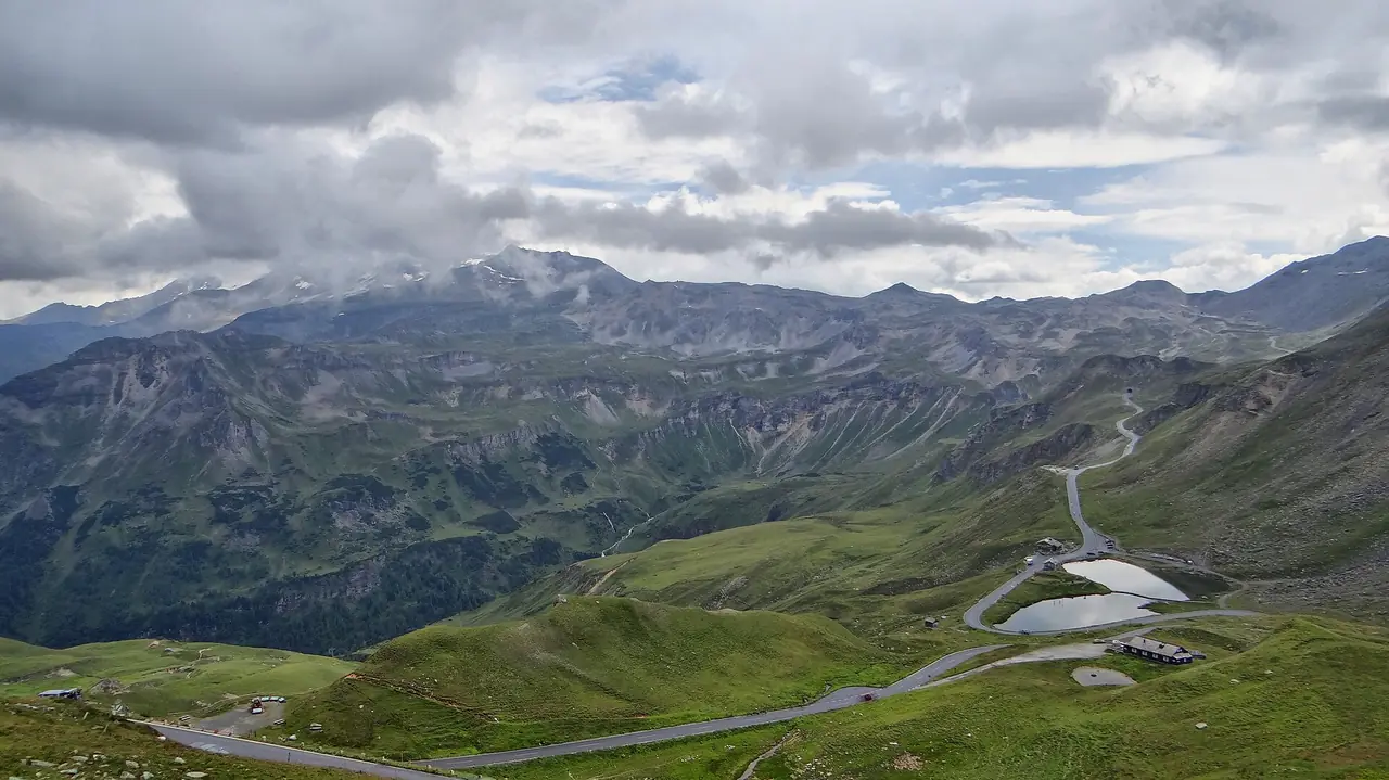 ภาพออสเตรีย: ถนน Grossglockner และ Zell am See 2569: ค่าผ่านทาง ปิดฤดู