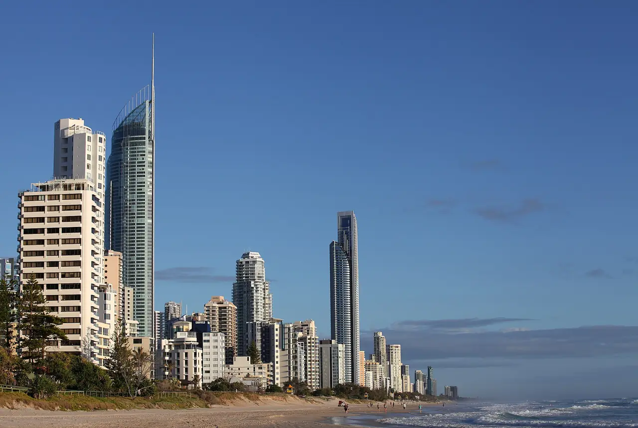 ภาพออสเตรเลีย: เที่ยวโกลด์โคสต์ 2569: สวนสนุก Surfers Paradise รถราง