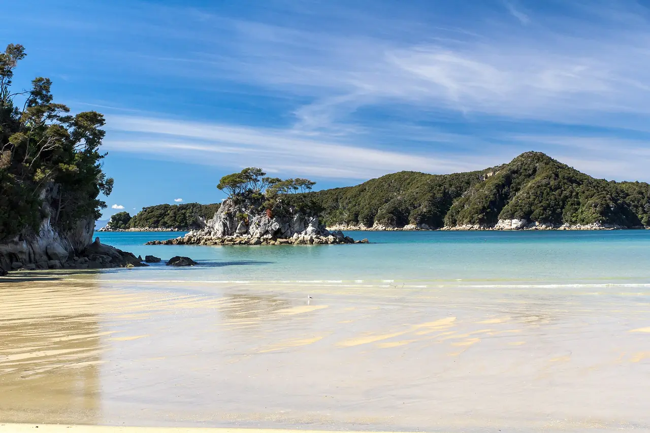 ภาพประกอบ นิวซีแลนด์: เที่ยว Abel Tasman 2569: Coast Track ช่องน้ำ ค่ากระท่อม