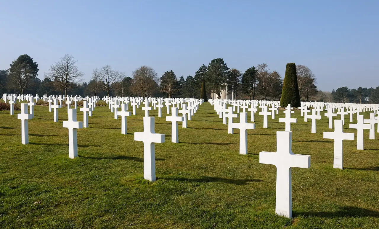 ภาพฝรั่งเศส: หาดนอร์มังดี D-Day 2569: Omaha Beach สุสานอเมริกัน